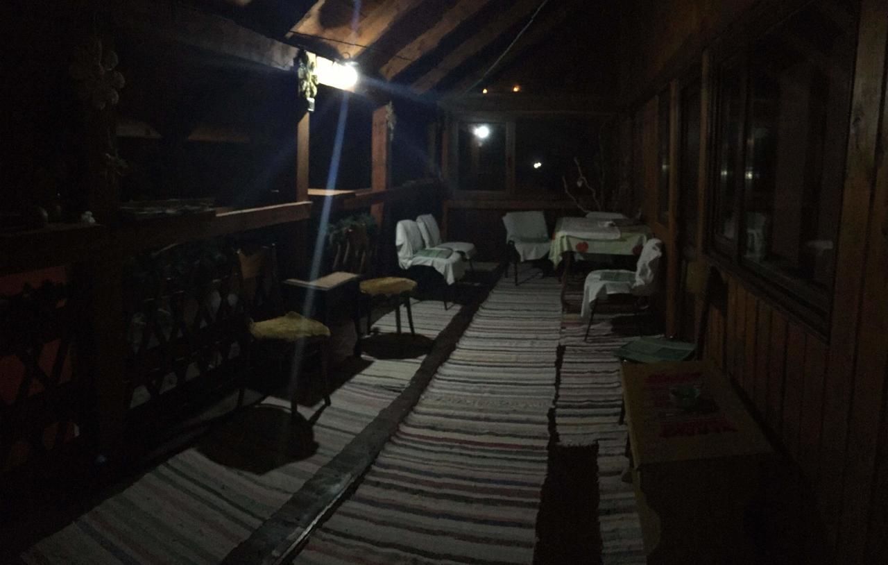 Гостевой дом Casa Natalia Брашов-11